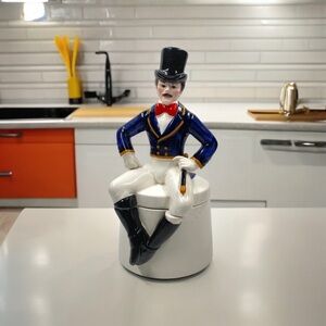 Vintage "Ringmaster" Circus Candy or Cookie Jar by David Straus